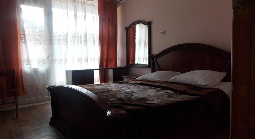 Гостиница Oasis Guest House Вардане