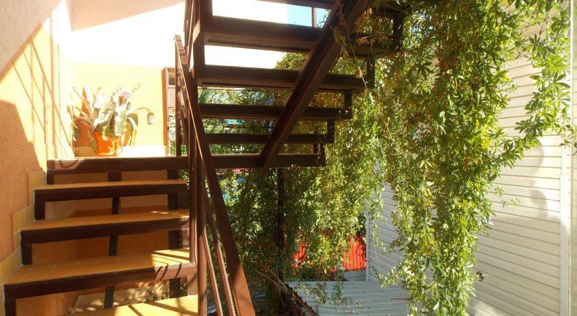 Гостиница Oasis Guest House Вардане-72