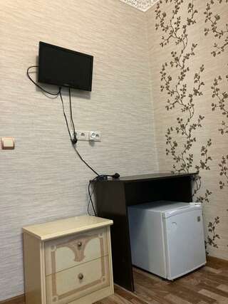 Гостиница Оазис Вардане Двухместный номер с 1 кроватью или 2 отдельными кроватями и балконом-3