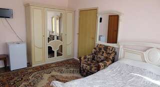 Гостиница Oasis Guest House Вардане-2